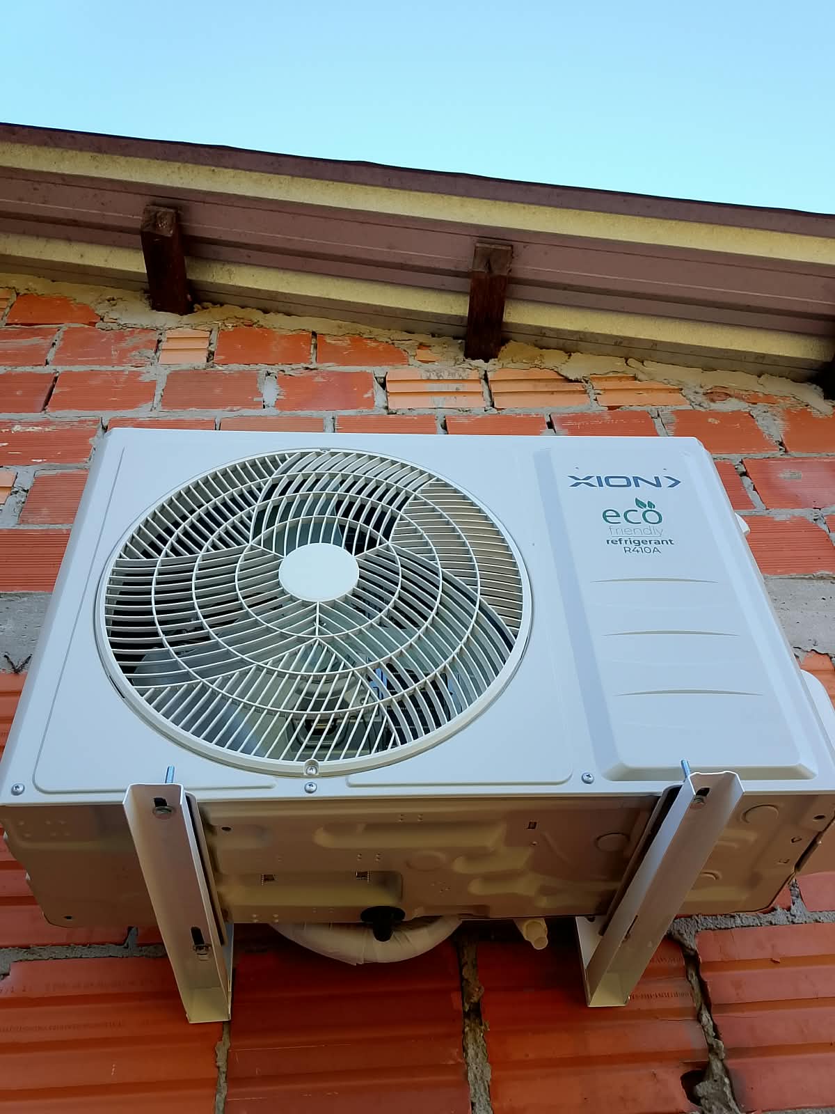 Condensadora Xion Eco Instalada